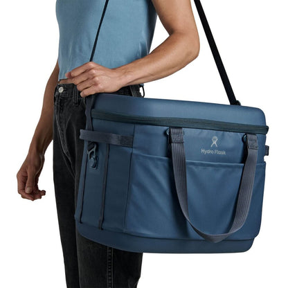 Carryout™ Soft Cooler 30 L - Harbor Blue